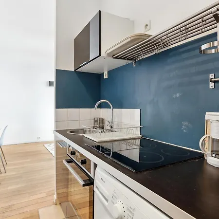 Chic And Comfortable Studio Near Paris